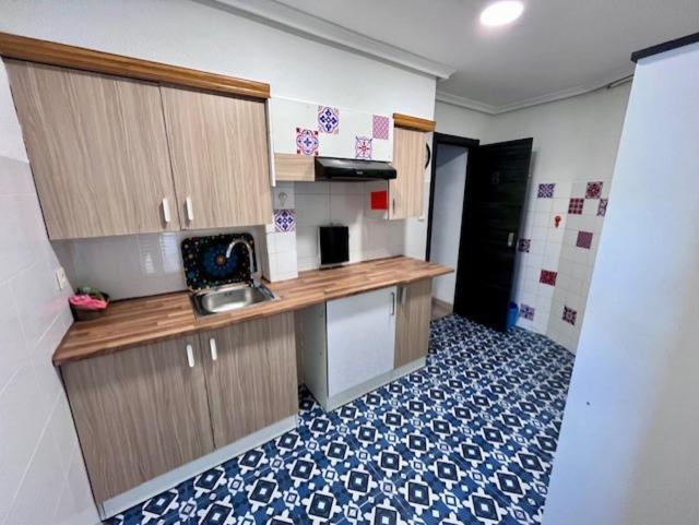 Loft Interior Y Tranquilo Petrer B Apartment Bagian luar foto